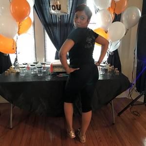 Meet your Posher, Charlette